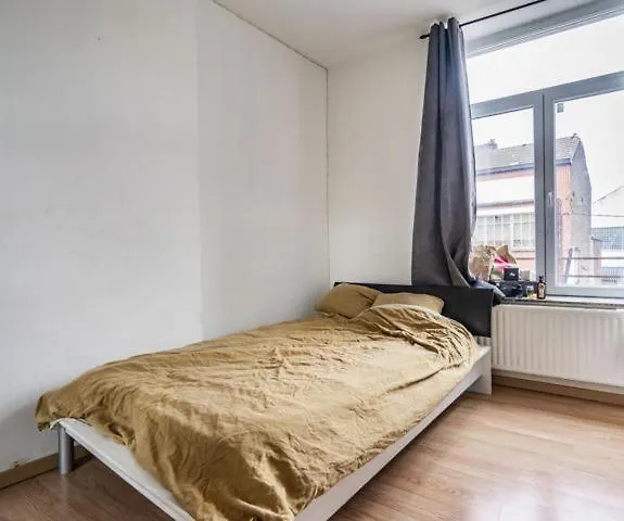 Cosy B Centre-Gare-Aeroport Apartment Charleroi